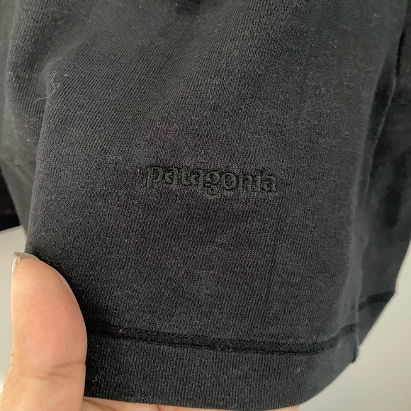 Patagonia Black 3/4 Sleeve Top Women’s size S Minimalist Basic Shirt - Picture 6 of 6